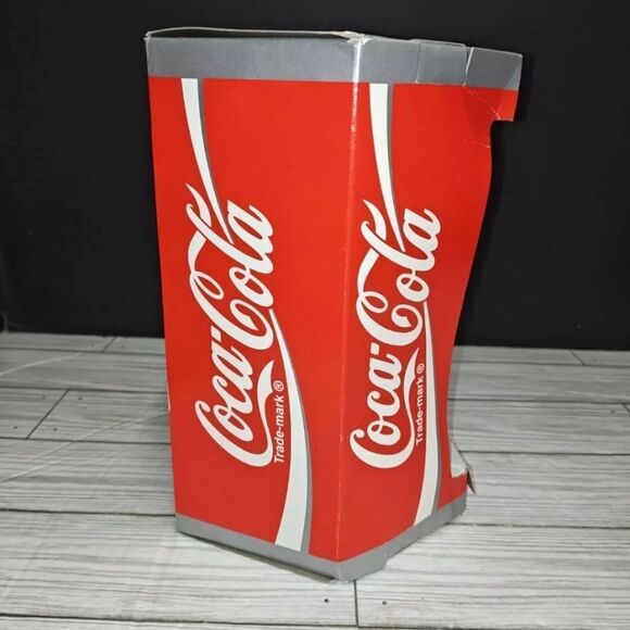 Coca Cola Vintage Polar Bear Plush & Watch By Cavanagh With Santa Graphic 1999 - Picture 5 of 9